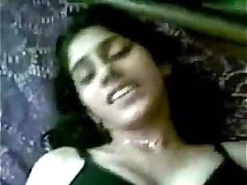Indian girl gets fucked and cock sucking - BUBBAPORN.COM
