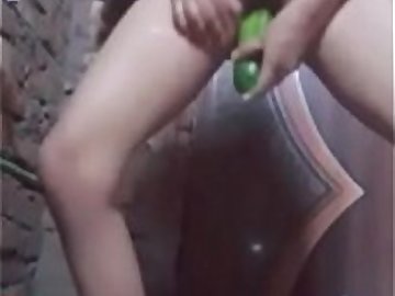 Bangladeshi comilla girl masturbation by cucumber