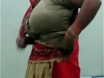 huge tite punjabi aunty