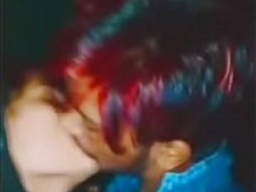 Desi sexy lover kissing video