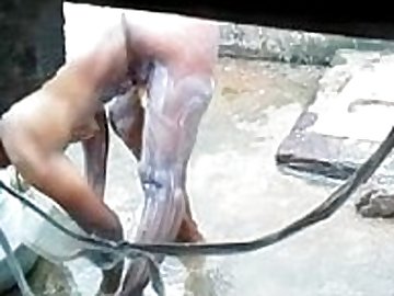 Tamil Aunty Bathing Hidden Cam - 20150611 083239