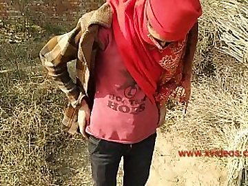 Outdoor teen girlfriend fucking Big cock indian Desi girl Rani Singh