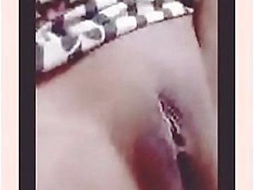 Desi girlfriend fringring pussy hole and darty bengali talk