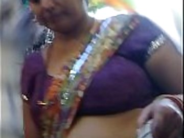 busty indian aunty