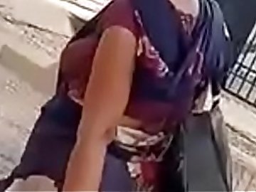 Desi bhabhi meeena boobs zigling