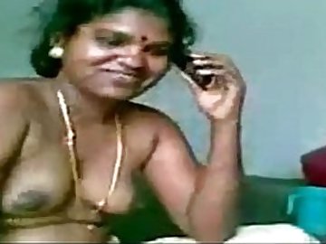 indian Horny desi south indian tamil aunty  fucking sucking show pussy in hotel room