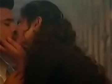 Indian Girlfriend and Boyfriend Kissing video