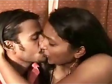 Reshma Bhabhi With Her Desi Lover Raj