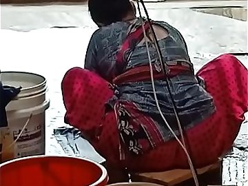 Desi indian big ass maid