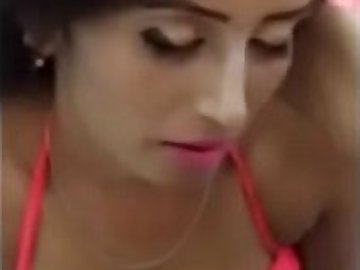 desi girl in bikini sucking cock