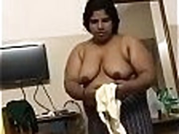 Mallu ammachi nude show
